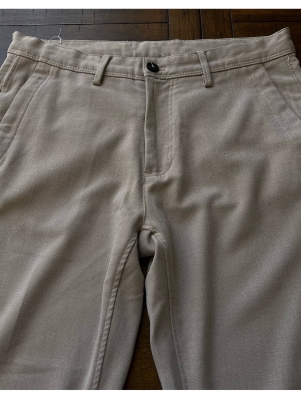 Zara flat-front chino pants slim tappered in a light beige/khaki size 30